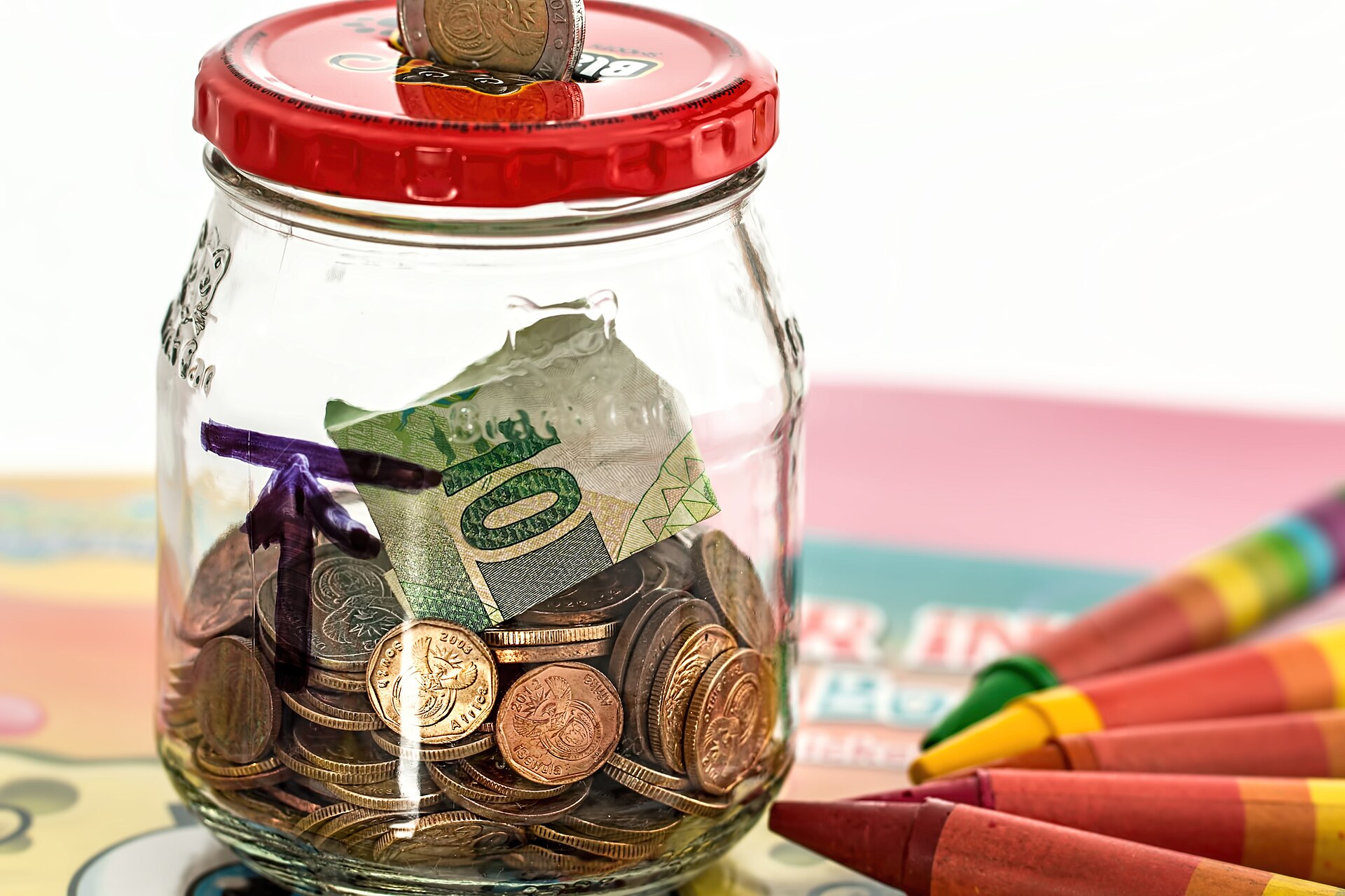 Spořicí účet v srpnu 2026: jak poznat, že vaše peníze zbytečně neleží ladem